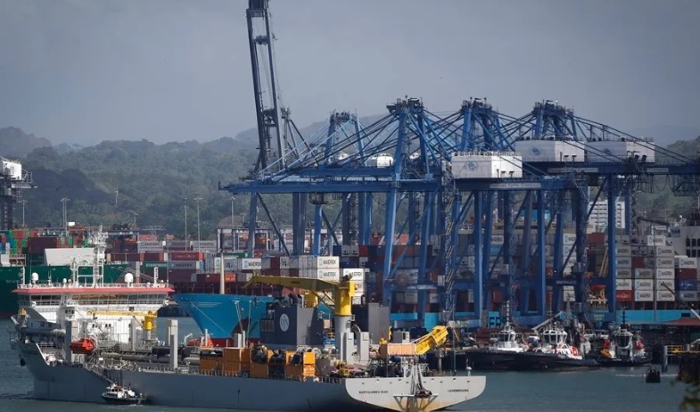 APM Terminals operará temporalmente dos puertos en torno al Canal tras salida de hongkonés 