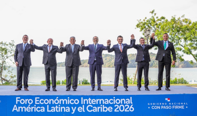 Comienza en Panamá foro económico que reúne a presidentes de ocho países de Latinoamérica 