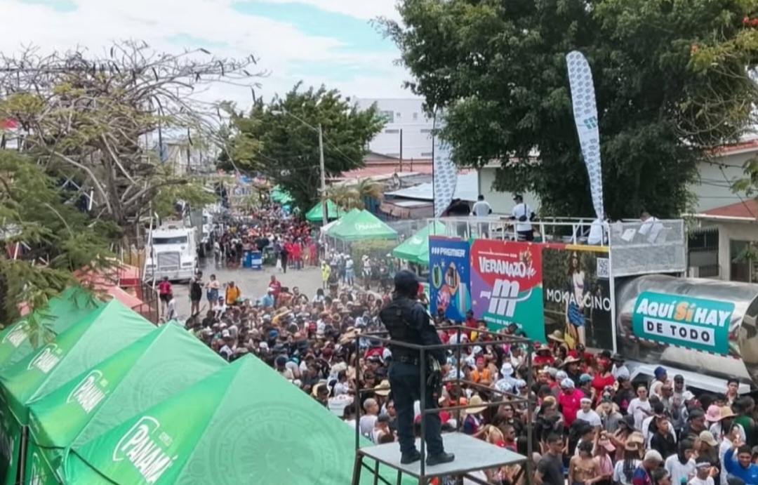 Mujeres con uñas largas acrílicas no podrán ingresar al carnaval en Penonomé 