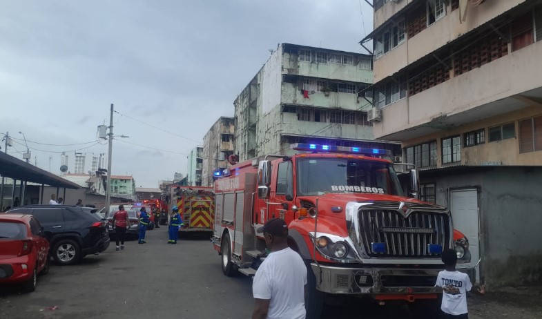 Incendio en apartamento de Curundú es controlado sin víctimas ni heridos  