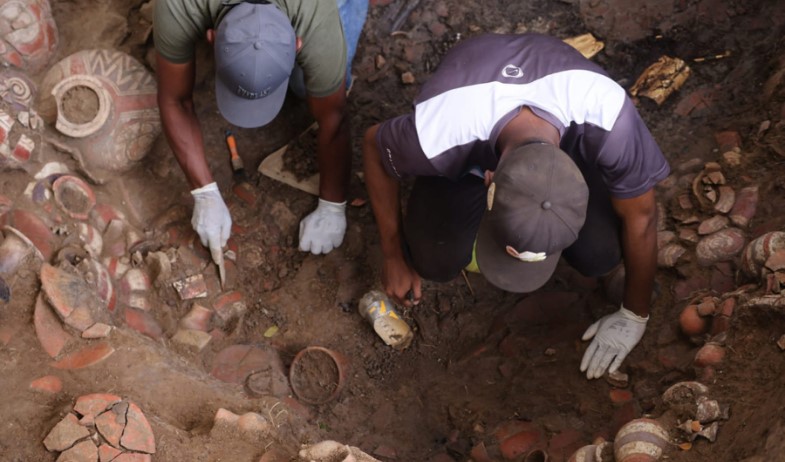 Un ajuar funerario de al menos mil años da luces sobre una sociedad prehispánica en Panamá 