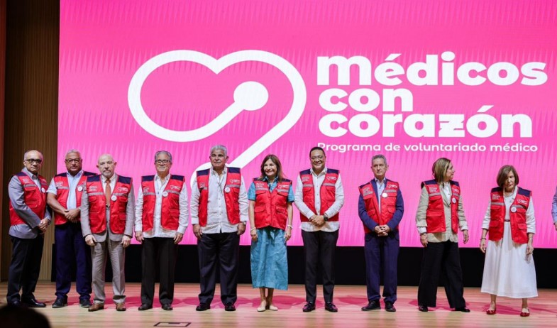 Médicos con corazón: especialistas panameños se unen para reducir la mora quirúrgica 