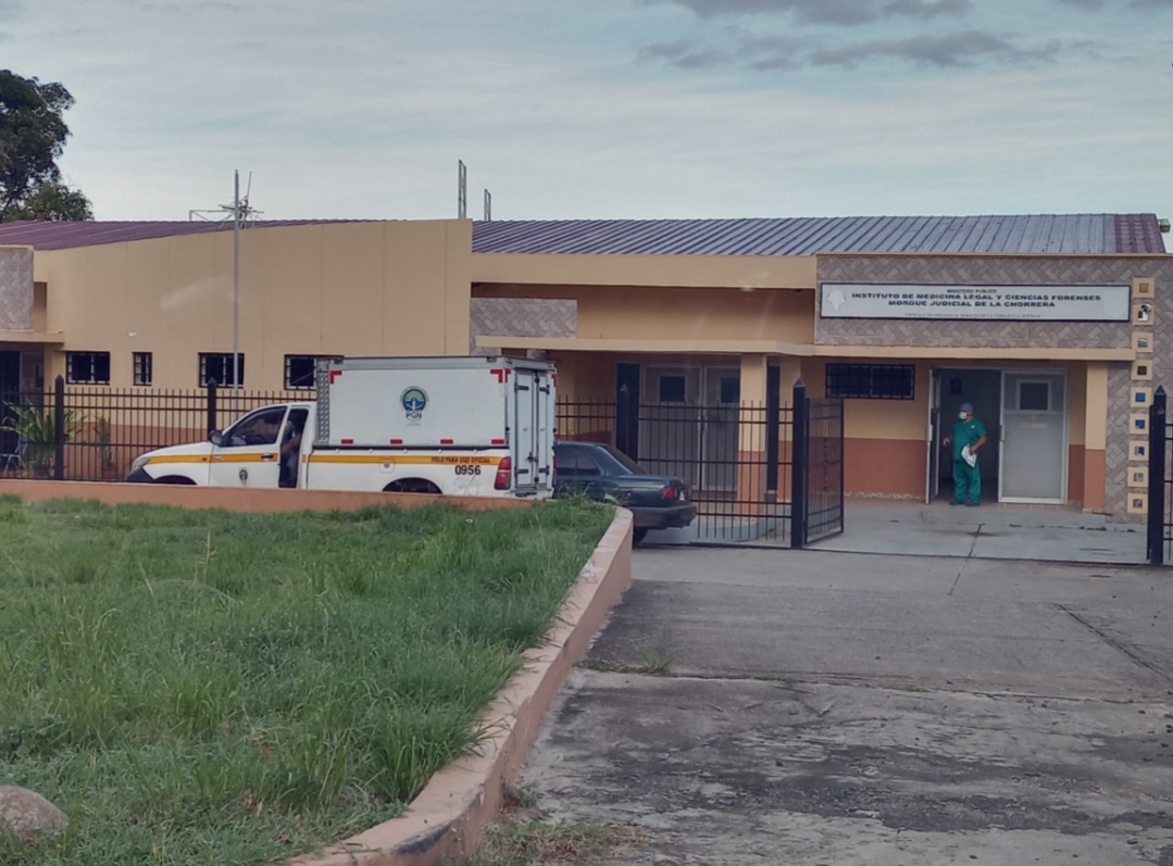 Hallan hombre acribillado dentro de auto en La Chorrera 