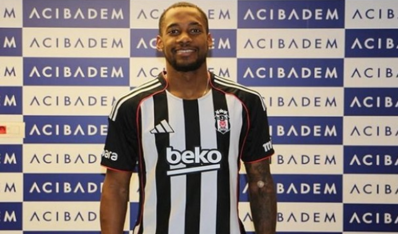 El defensor panameño Murillo destaca la importancia de los amistosos contra Sudáfrica 