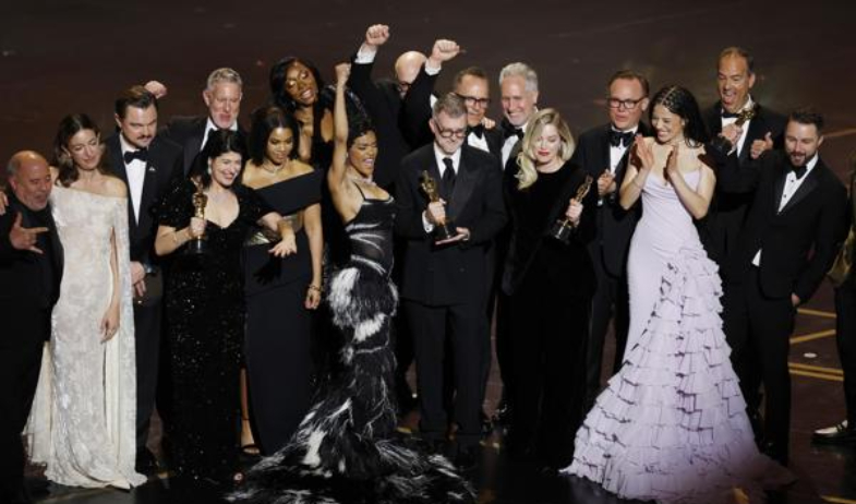 'One Battle After Another' se corona como la más galardonada de los Óscar con seis premios 