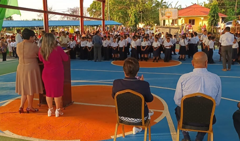 Año escolar 2026 inicia con 90 %  de normalidad en Veraguas 