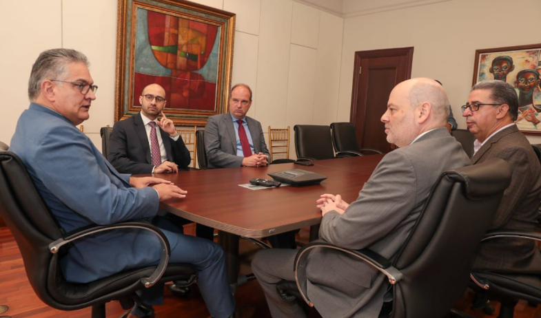 Ministro Orillac recibe a representantes del grupo de inversión EQT, uno de los principales en el mundo 