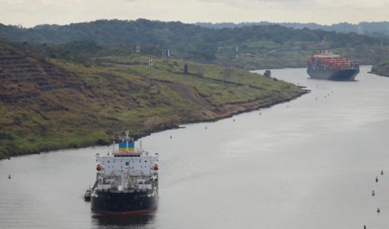 Portacontenedores y gas licuado de petróleo impulsan la demanda en el Canal de Panamá 