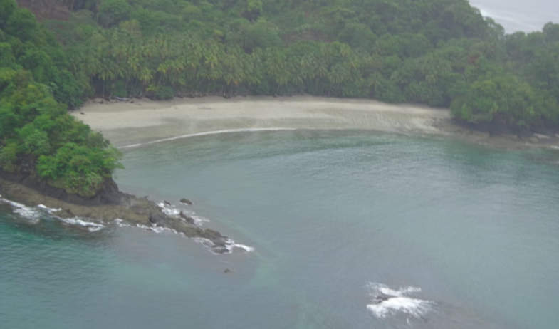 Frances de 70 años de edad desaparece en playa El Estero, en Santa Catalina 