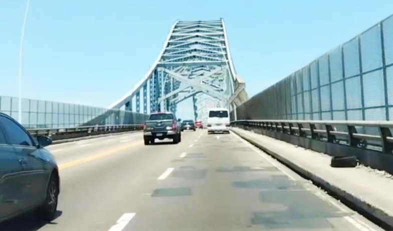 Reabren Puente de las Américas con restricción a buses grandes y camiones 