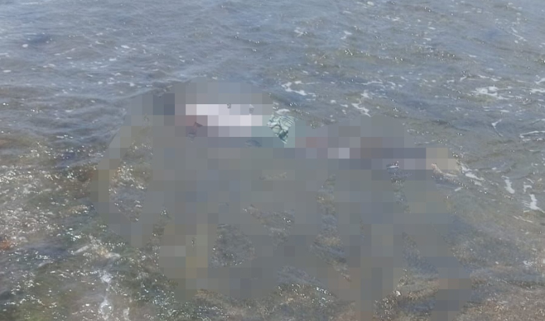 Hallan cuerpo de joven flotando en playa de Costa Abajo de Colón 