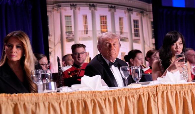 Trump dice, tras ser evacuado de una cena en Washington, que un tirador ha sido detenido 