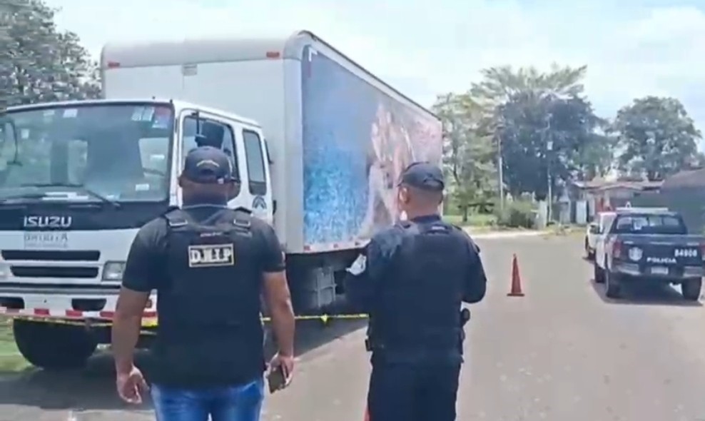 Recuperan camión hurtado en la Zona Libre de Colón 