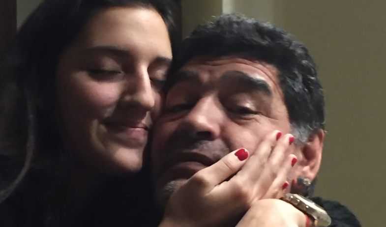Jana Maradona responsabiliza a médico por internación domiciliaria de Diego 