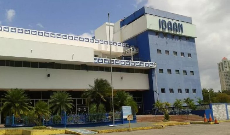 Conato de incendio en sede del IDAAN en vía Brasil 