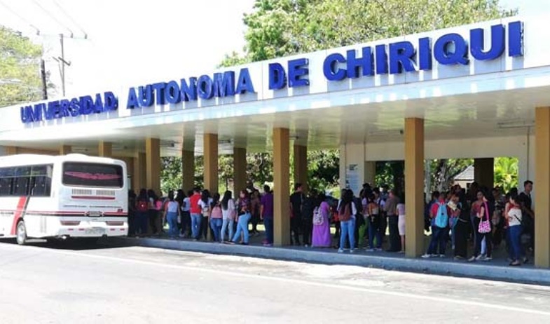 Mulino sobre Unachi: “Autonomía universitaria no debe propiciar defensa de privilegios ni actos que rayan con la moral pública” 
