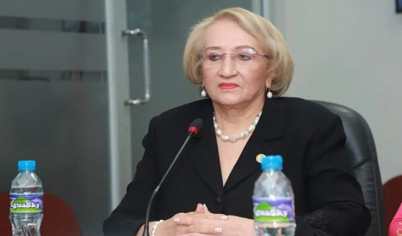 Unachi desmiente renuncia de su rectora, Etelvina Medianero de Bonagas  