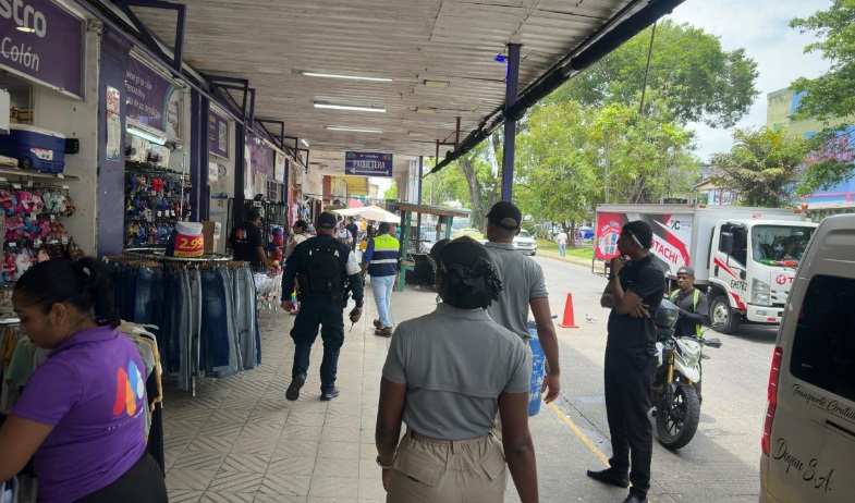 Recorridos preventivos buscan detectar menores trabajando en Colón 