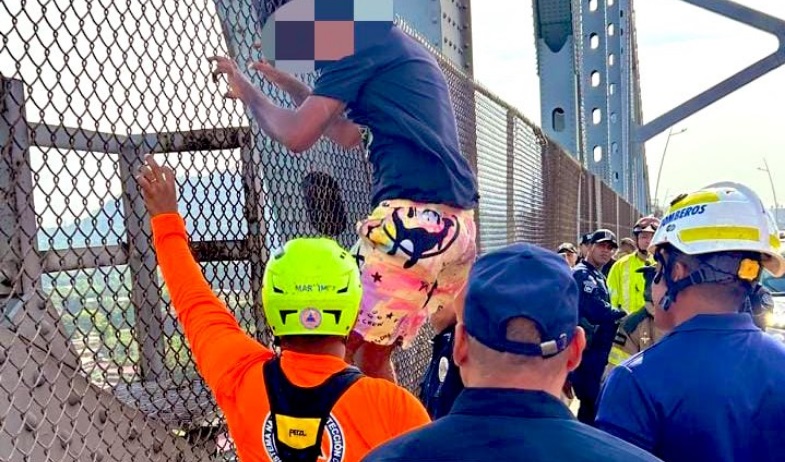Evitan tragedia en el Puente de las Américas 