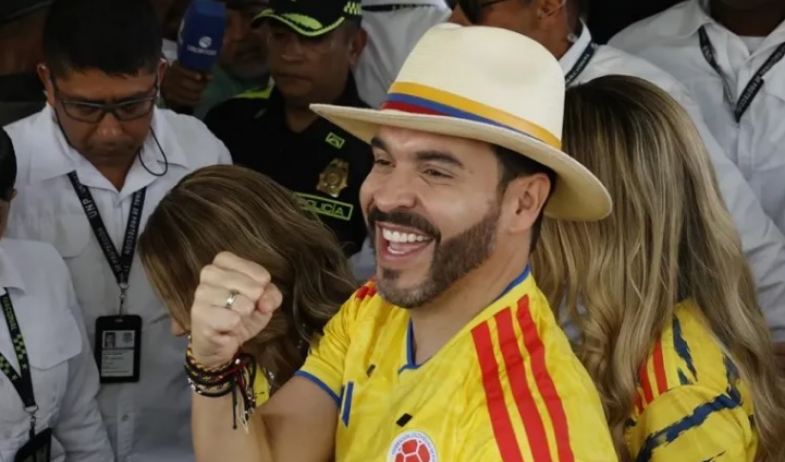 Elecciones en Colombia: Líderes de la derecha felicitan a De la Espriella por el triunfo ajustado del preconteo 