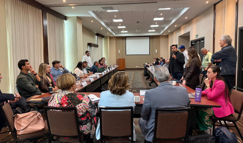 Sector Pesquero y Acuícola expresa preocupación por cambios en la composición de la Mesa Técnica Interinstitucional 
