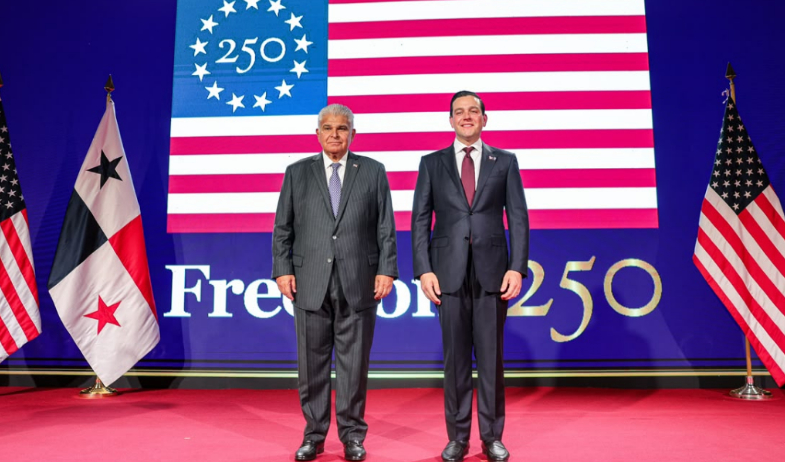 Mulino resalta importancia del principio de independencia durante celebración de los 250 años de Estados Unidos 