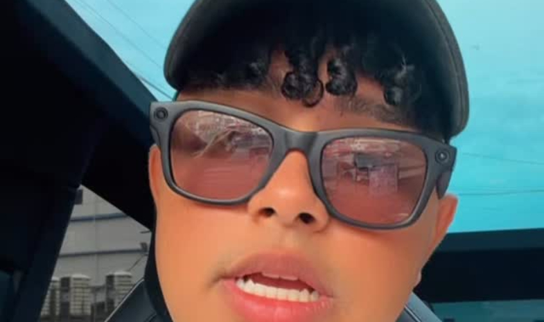 Yen Video sorprendió a una mujer desnuda sobre el capó de su carro 