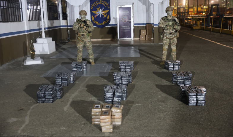 Panamá incauta cargamento de 245 paquetes de droga en el Pacífico 