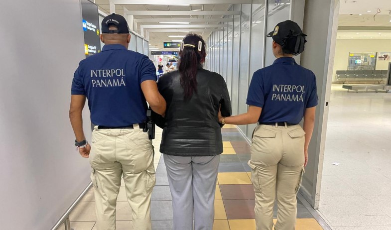 Detienen en Tocumen a mujer buscada por terrorismo en Lituania 