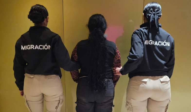 Panamá devuelve a Colombia a una mujer presuntamente vinculada a las FARC 