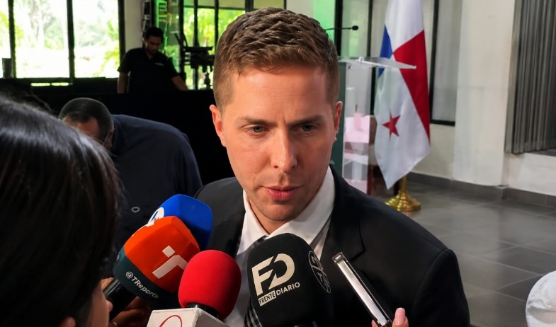 Mayer Mizrachi admite fallas tras incidentes en Hatillo y evalúa sanciones a policías municipales 