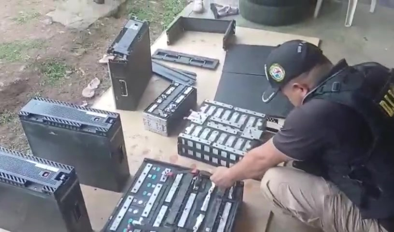 Recuperan cinco baterías de litio hurtadas de antenas de telecomunicaciones en La Chorrera 