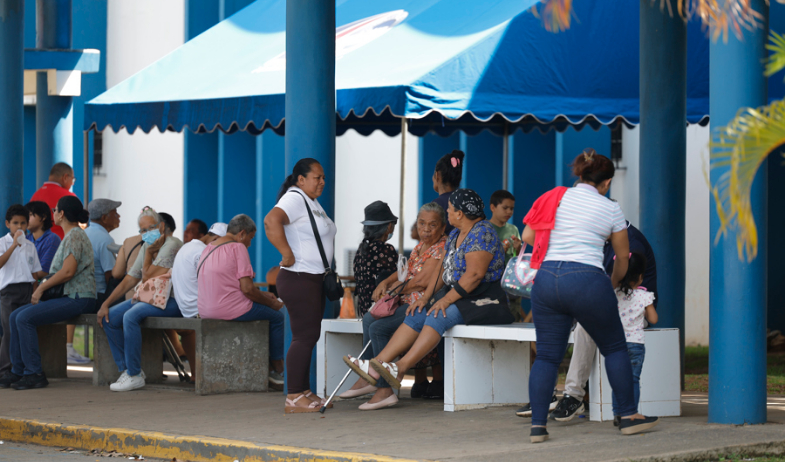 Evacúan edificios y hospitales en Panamá por fuerte sismo con epicentro en Colombia 
