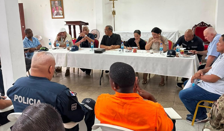 Autoridades coordinan operativo para la celebración del Cristo Negro de Portobelo 