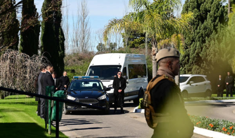 Lionel Messi y su familia despiden a su padre Jorge en cementerio privado de Rosario 