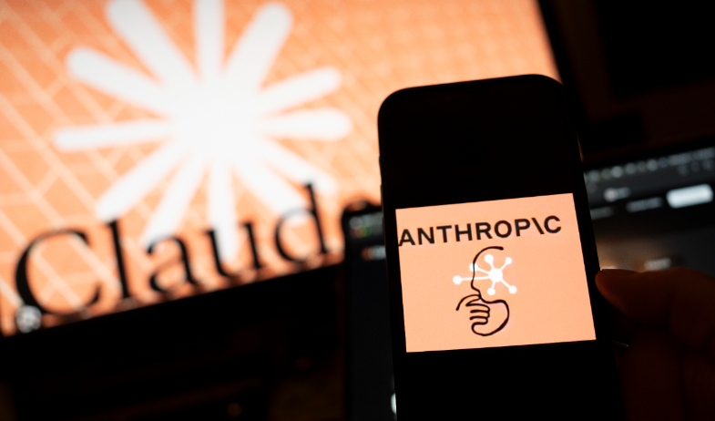 Anthropic advierte sobre los riesgos de una IA capaz de manipular o chantajear 