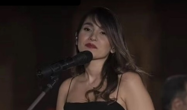 Irán confirma la condena a 74 latigazos de una cantante por un concierto virtual sin velo 