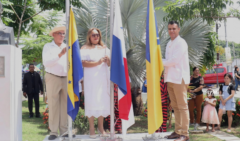 Pesé celebra con desfiles y actos cívicos sus 171 años de fundación 