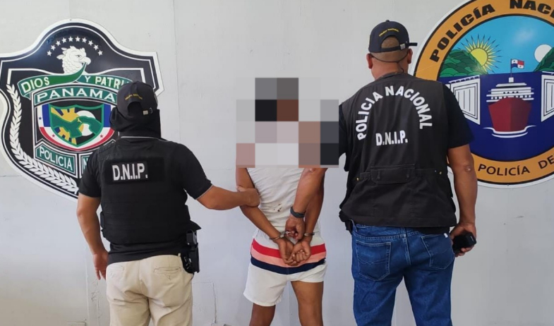 Cae presunto vendedor de drogas con 200 envoltorios en Merca Panamá 