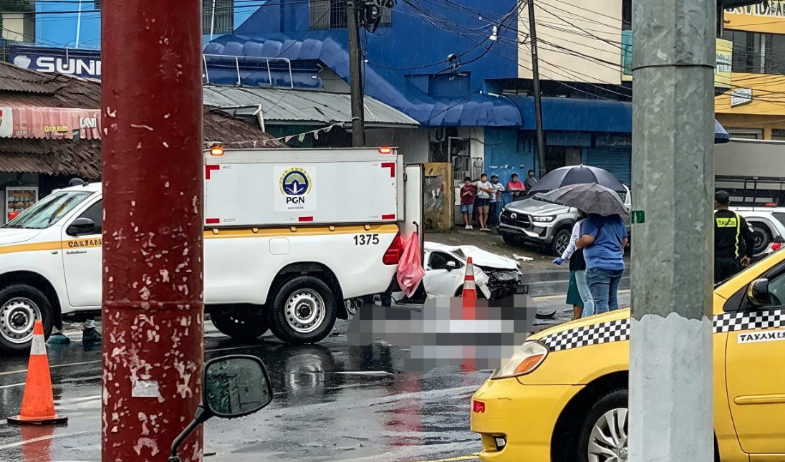Hombre muere atropellado por camión al intentar cruzar Interamericana en Capira 