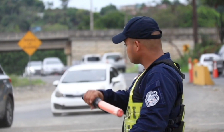 Anuncian horarios de inversión de carriles para las fiestas patrias 