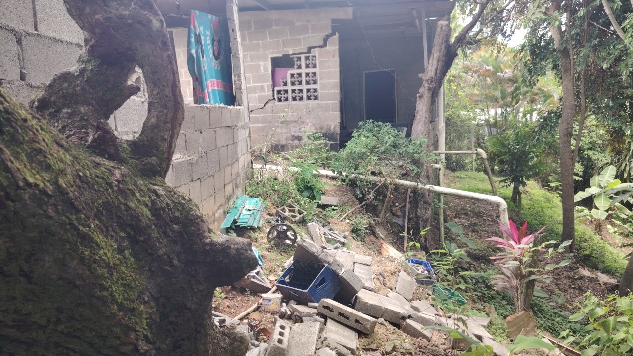 Familias de la barriada El Carmen en Coclé necesitan ayuda tras el terremoto 