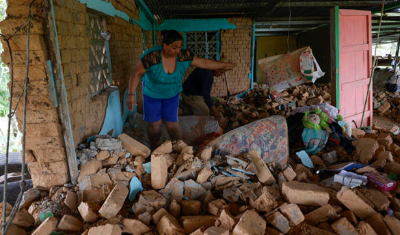 Casas y escuelas afectadas por el sismo serán reconstruidas, mientras que pequeñas empresas y sector turístico recibirán apoyo  