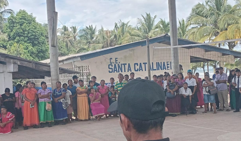 Tres días de paro en el Centro Básico General de Santa Catalina por reclamos administrativos 