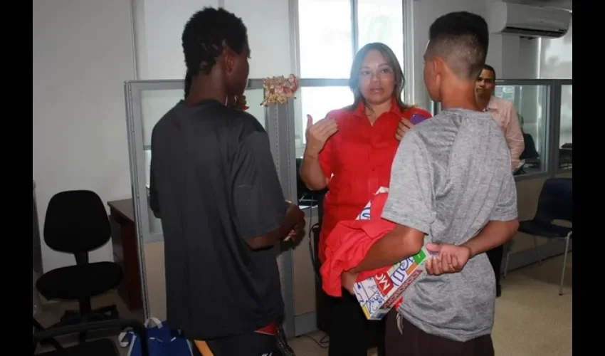 Los extranjeros fueron trasladados a uno de los albergues supervisados por la Secretaría Nacional de Niñez, Adolescencia y Familia/Foto: Senniaf