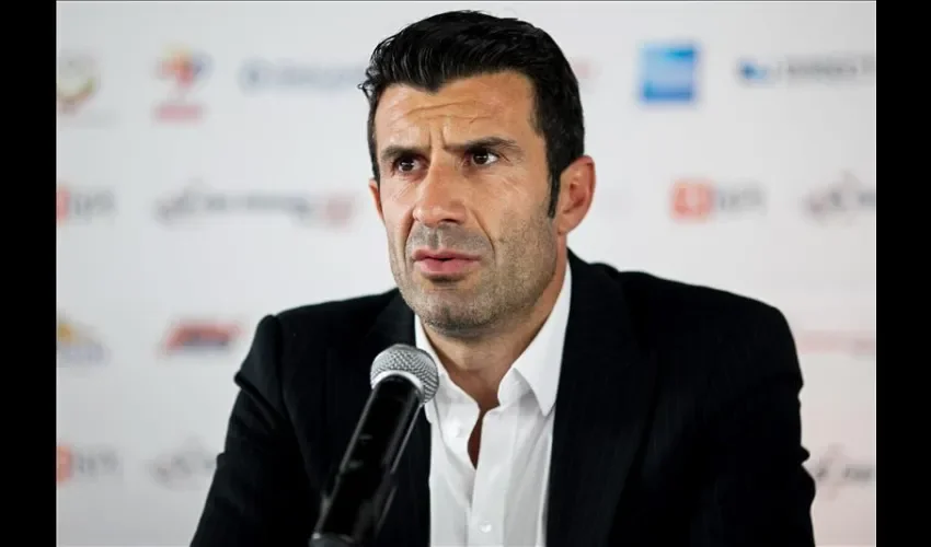 Figo aún ostenta el récord de partidos internacionales con la camiseta de Portugal, con 127, por delante del propio Cristiano Ronaldo (118). 