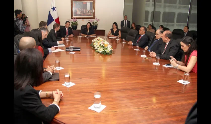 Realizan primera reunión