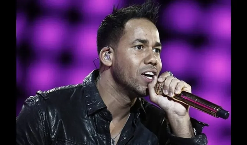 Romeo Santos.