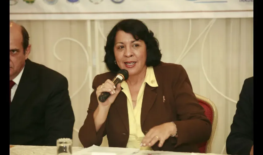 Marela Paredes 
