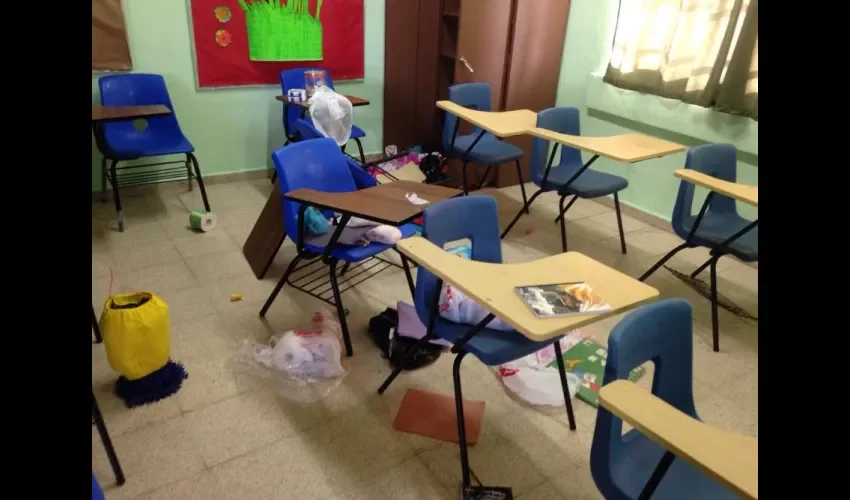 Escuela Porfirio Meléndez de Colón